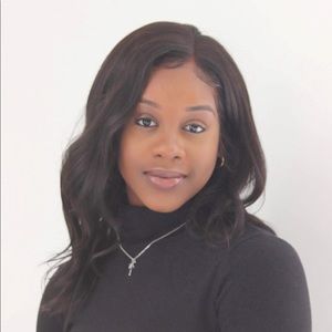 Meet your Posher, Samara